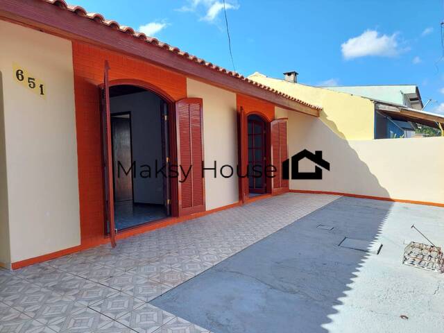 #20 - Casa para Venda em São José dos Pinhais - PR